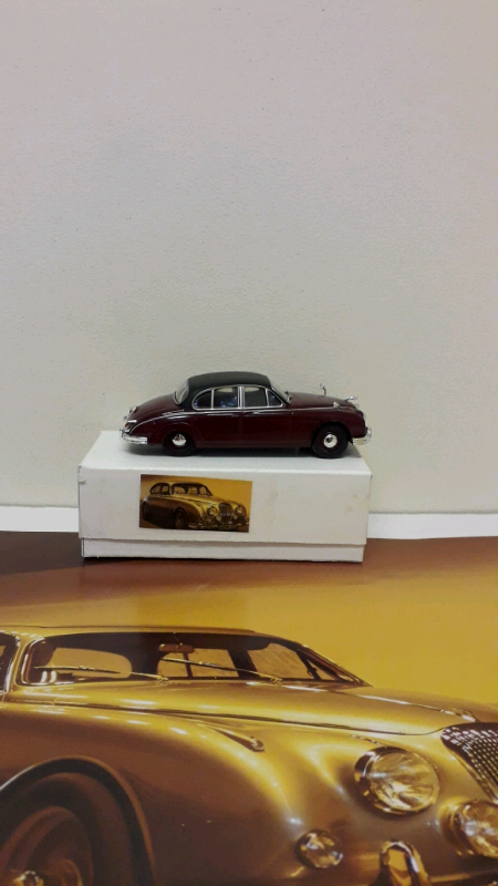 1.43 diecast model cars